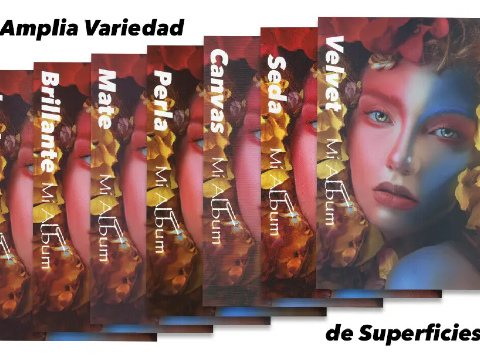 Muestra de superficies de papel para impresión fotográfica profesional: lustre, brillante, mate, perla, velvet, canvas y seda.